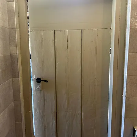 Casa de hóspedes Chez Le Colonel Pool House Dobromirka