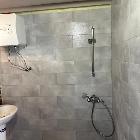 Chez Le Colonel Pool House Dobromirka